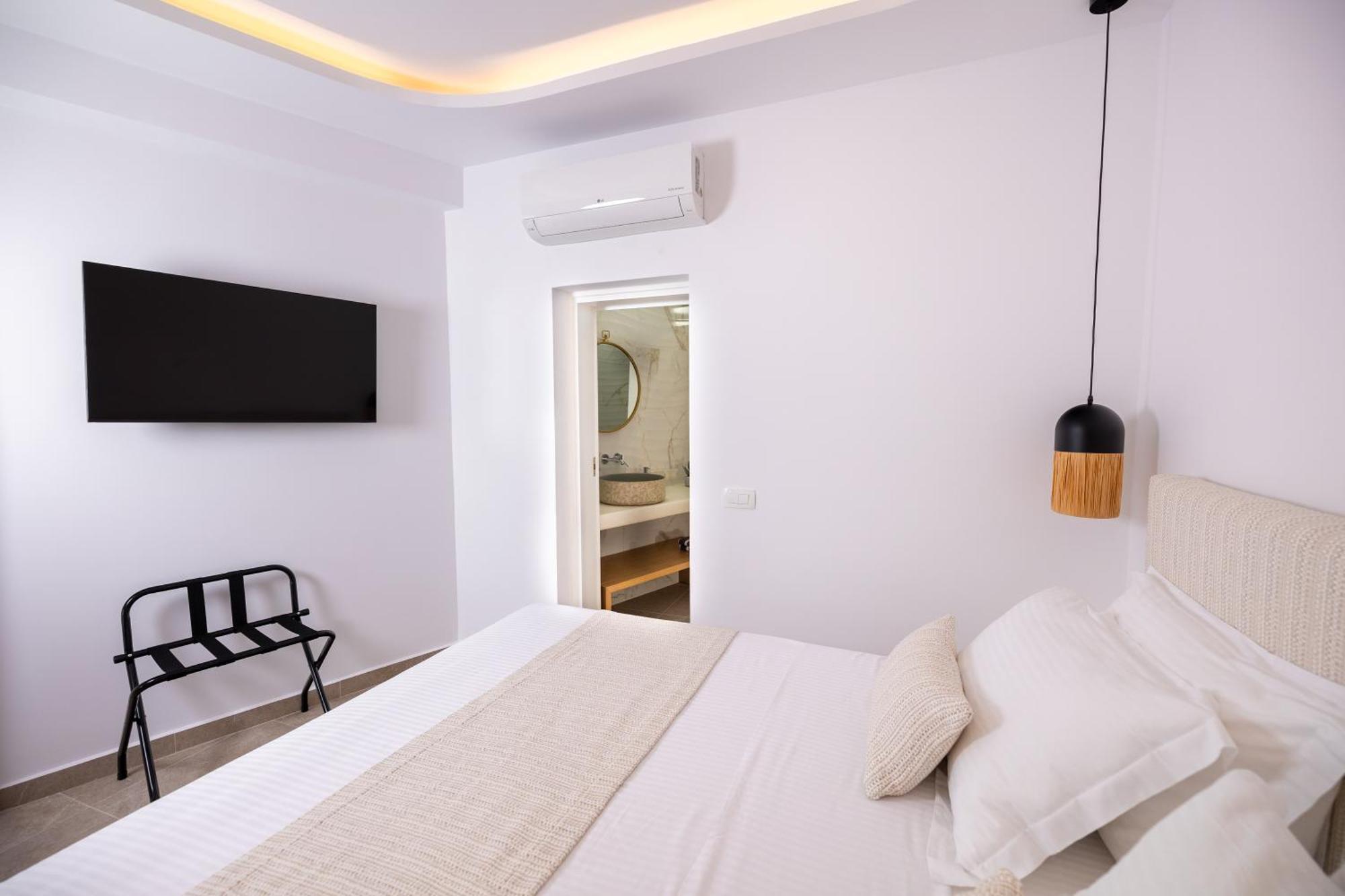 Sn Santorini Apartments Kamári Eksteriør billede