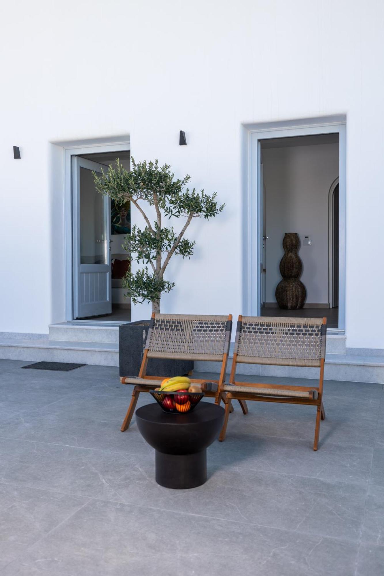 Sn Santorini Apartments Kamári Eksteriør billede