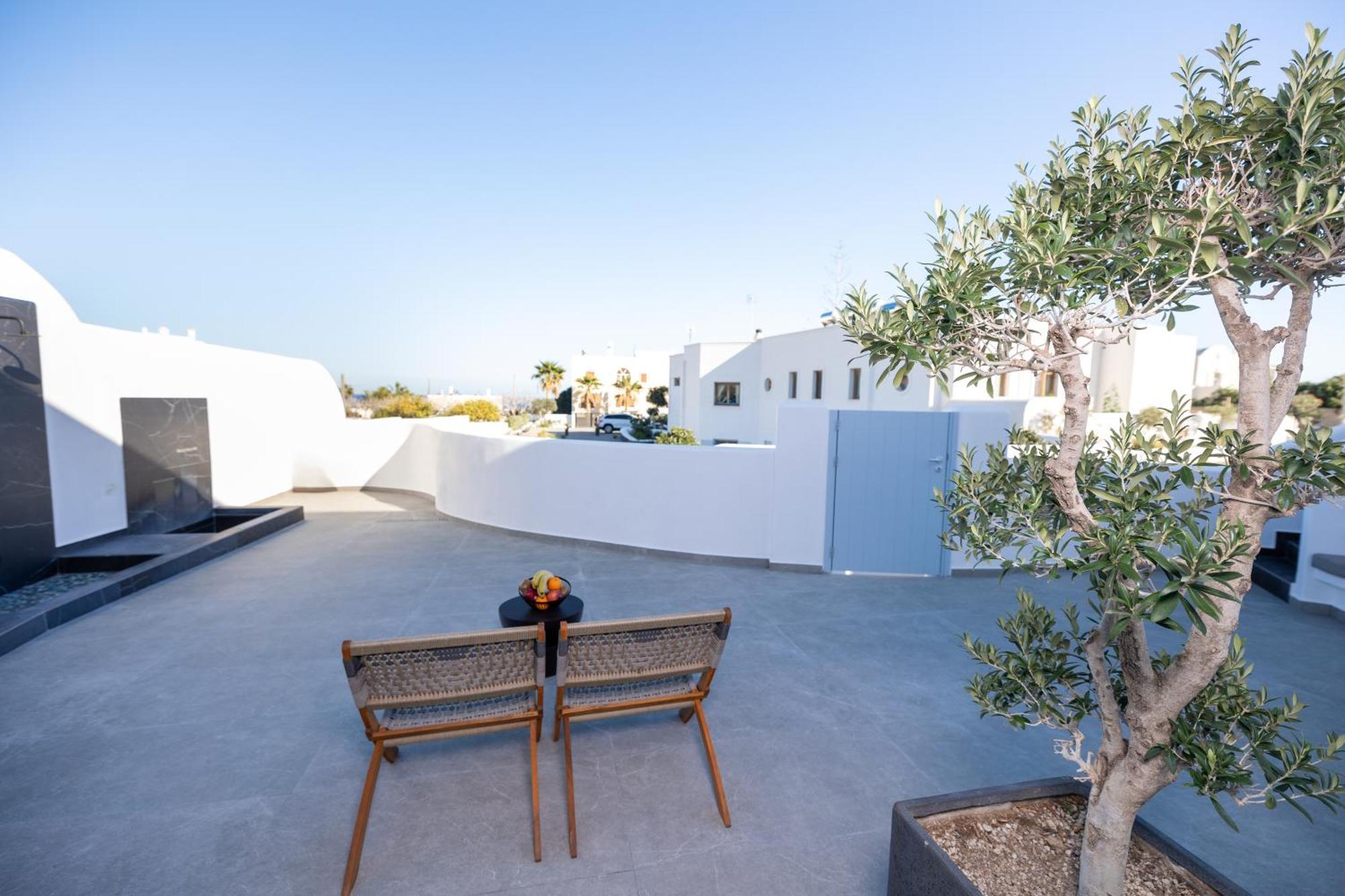 Sn Santorini Apartments Kamári Eksteriør billede